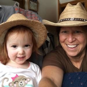 Meet your Posher, Leah